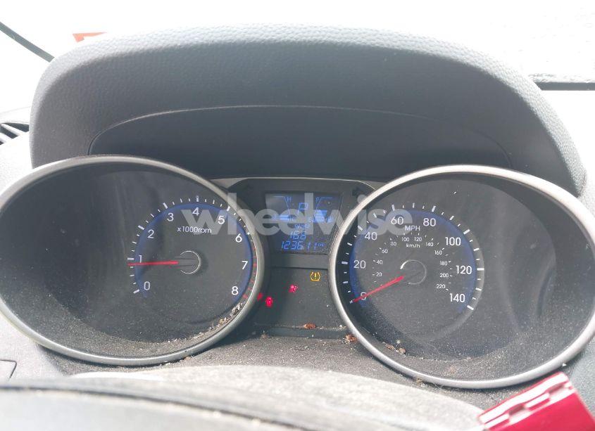 Photo 7 of 2014 Hyundai Tucson LIMITED (VIN KM8JUCAG1EU945945)