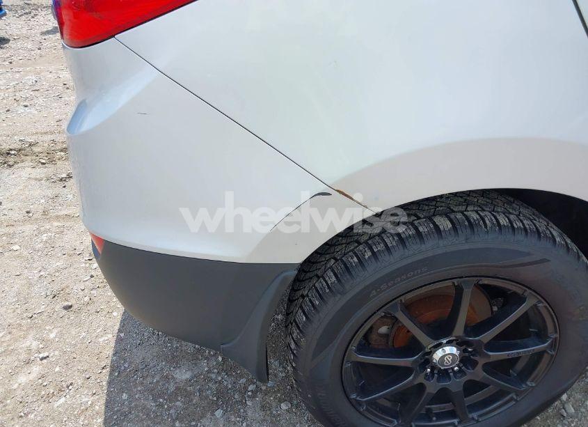 Photo 6 of 2014 Hyundai Tucson SE (VIN KM8JUCAG3EU869371)