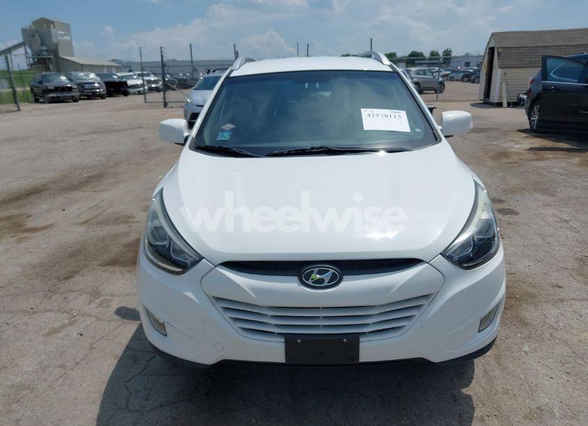 Photo 12 of 2014 Hyundai Tucson SE (VIN KM8JUCAG3EU906614)