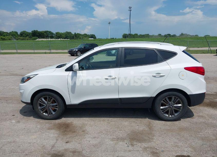 Photo 14 of 2014 Hyundai Tucson SE (VIN KM8JUCAG3EU906614)