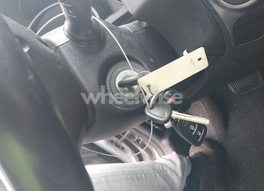 Photo 11 of 2014 Hyundai Tucson SE (VIN KM8JUCAG4EU910039)