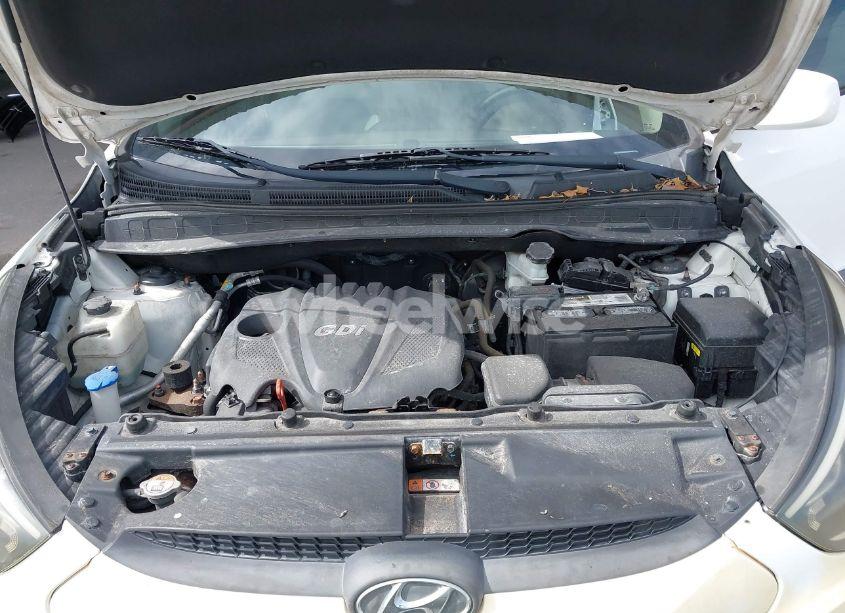 Photo 10 of 2015 Hyundai Tucson SE (VIN KM8JUCAG6FU104463)