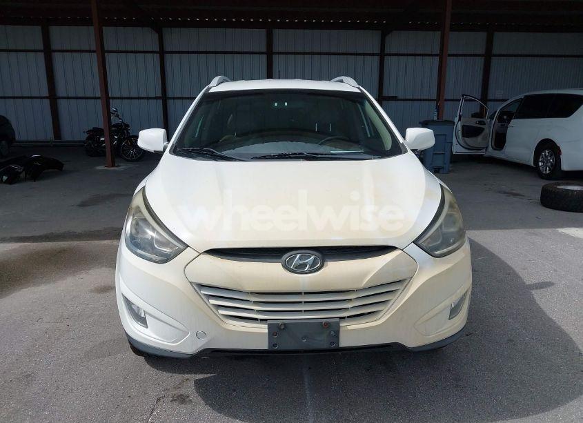Photo 6 of 2015 Hyundai Tucson SE (VIN KM8JUCAG6FU104463)