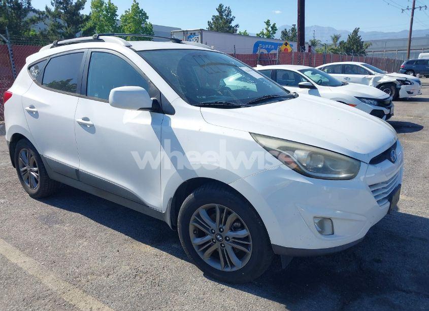 2015 Hyundai Tucson SE (VIN KM8JUCAG6FU958353) main photo
