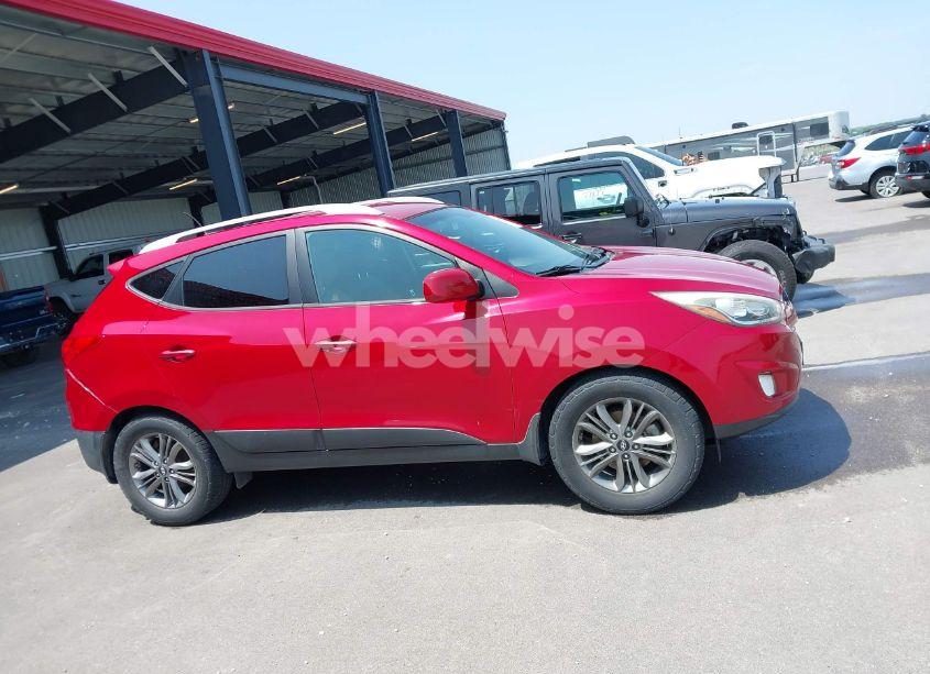 Photo 13 of 2014 Hyundai Tucson SE (VIN KM8JUCAG7EU829374)