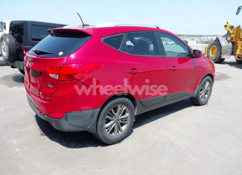 Photo 4 of 2014 Hyundai Tucson SE (VIN KM8JUCAG7EU829374)