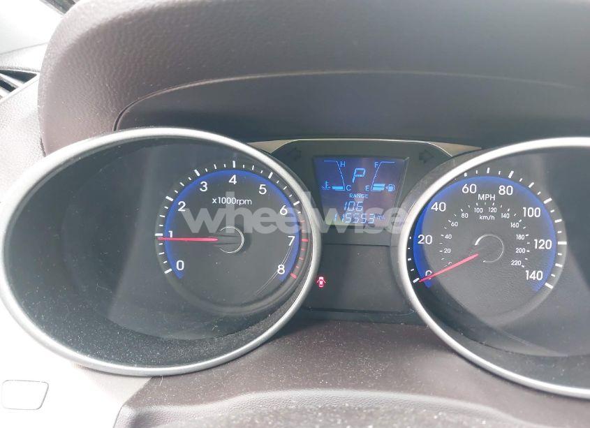 Photo 7 of 2015 Hyundai Tucson LIMITED (VIN KM8JUCAG8FU056710)