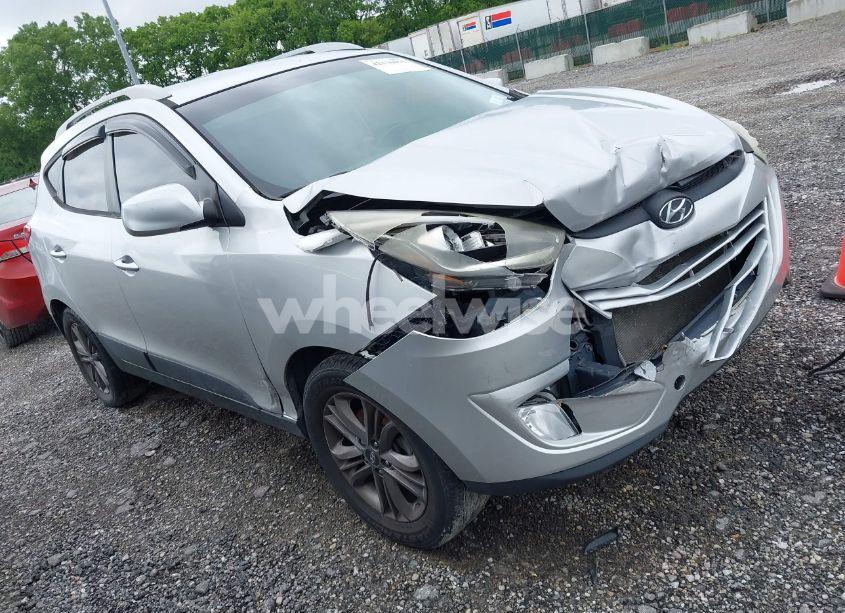 2015 Hyundai Tucson SE (VIN KM8JUCAG9FU995879) main photo