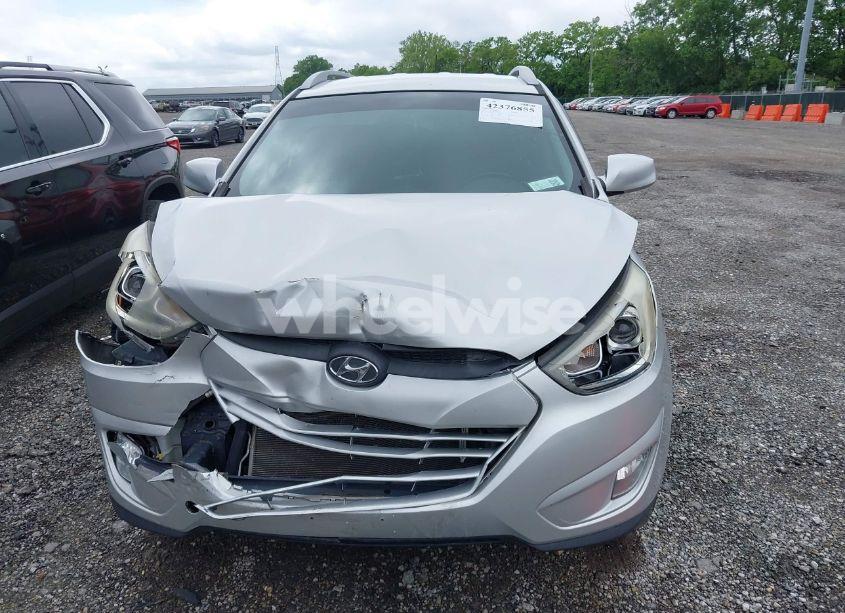 Photo 12 of 2015 Hyundai Tucson SE (VIN KM8JUCAG9FU995879)