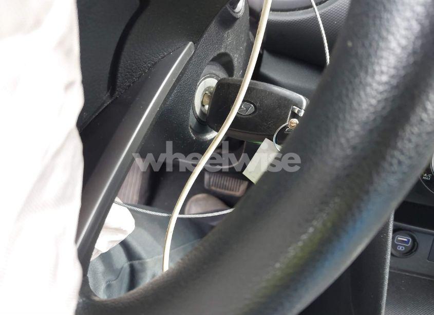 Photo 11 of 2019 Hyundai Kona SE (VIN KM8K12AA2KU280326)