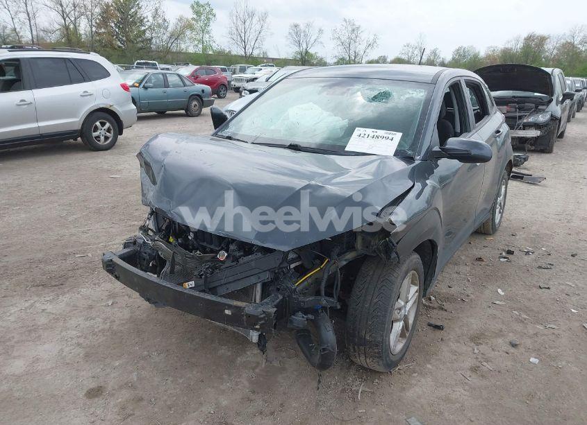 Photo 2 of 2019 Hyundai Kona SE (VIN KM8K1CAA2KU296922)