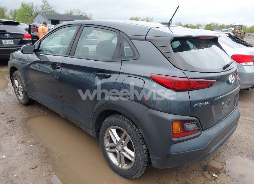 Photo 3 of 2019 Hyundai Kona SE (VIN KM8K1CAA3KU290126)