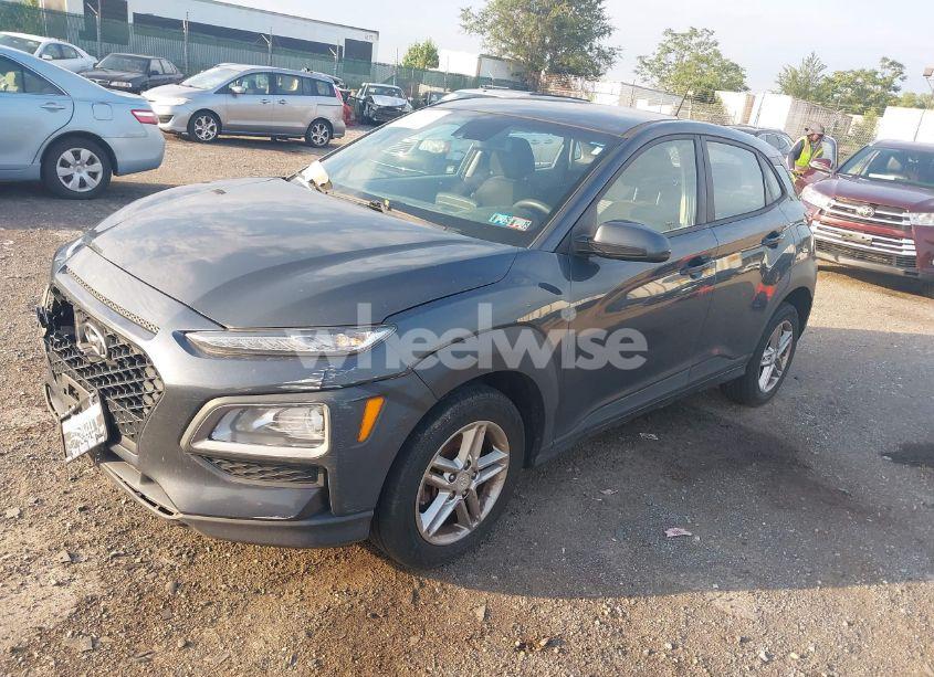 Photo 2 of 2019 Hyundai Kona SE (VIN KM8K1CAA3KU298923)