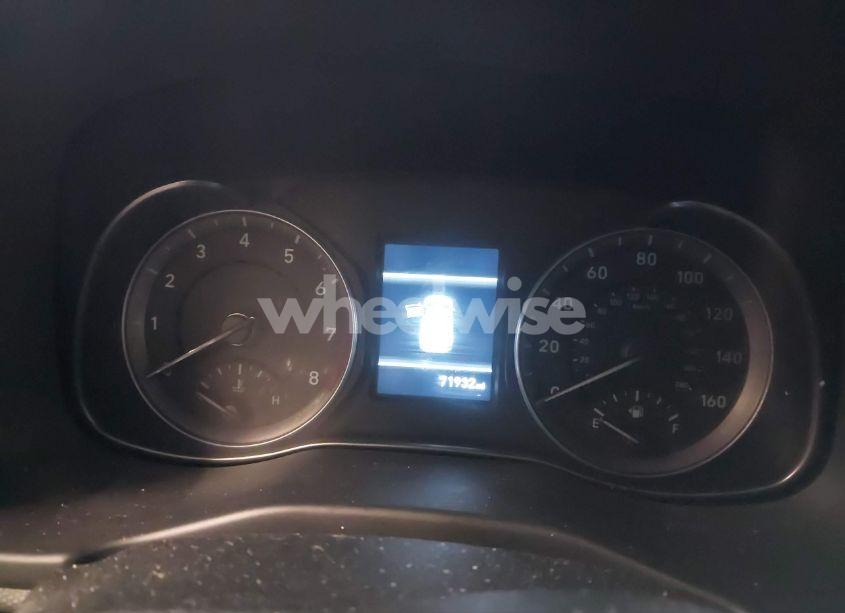 Photo 15 of 2021 Hyundai Kona SE (VIN KM8K1CAA4MU645470)