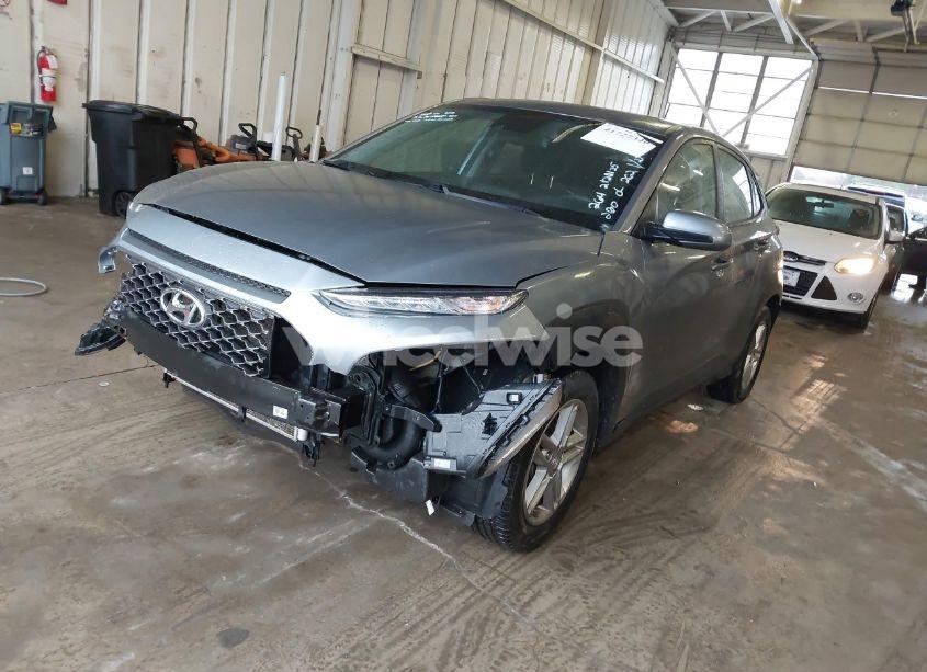 Photo 2 of 2021 Hyundai Kona SE (VIN KM8K1CAA4MU645470)