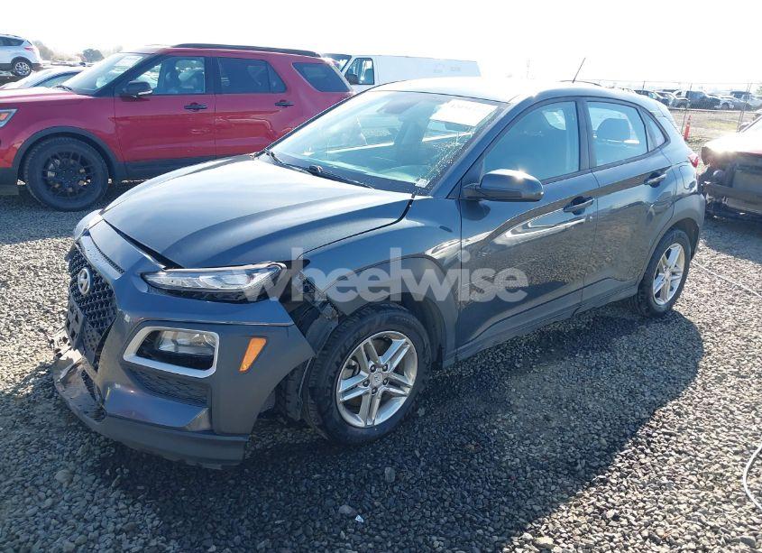 Photo 2 of 2019 Hyundai Kona SE (VIN KM8K1CAA8KU288114)