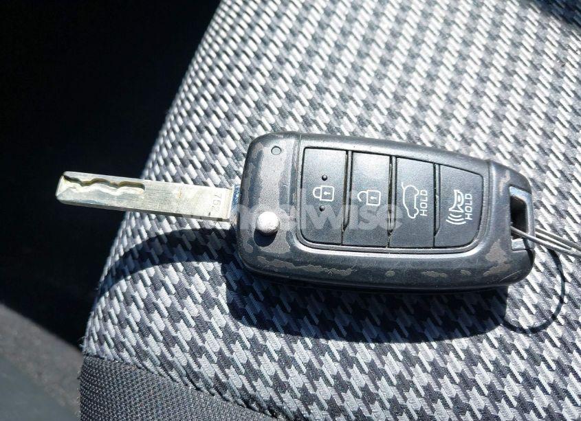 Photo 11 of 2019 Hyundai Kona SE (VIN KM8K1CAA8KU355021)