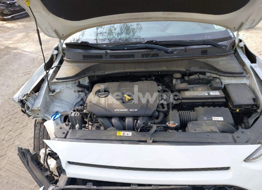 Photo 10 of 2018 Hyundai Kona SEL (VIN KM8K22AA0JU162528)