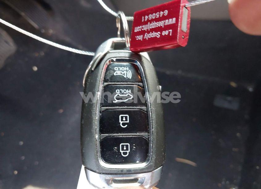 Photo 11 of 2018 Hyundai Kona SEL (VIN KM8K22AA0JU162528)