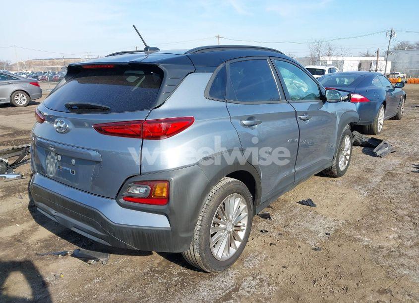 Photo 4 of 2018 Hyundai Kona SEL (VIN KM8K22AA3JU154374)