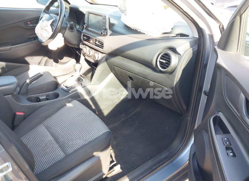 Photo 5 of 2018 Hyundai Kona SEL (VIN KM8K22AA3JU154374)