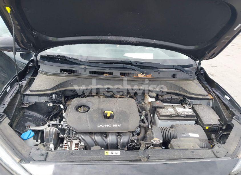 Photo 10 of 2018 Hyundai Kona SEL (VIN KM8K22AA4JU103109)