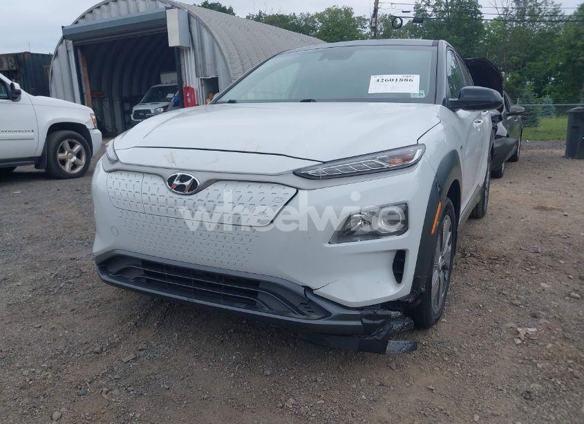 Photo 6 of 2019 Hyundai Kona EV SEL (VIN KM8K23AG0KU036939)
