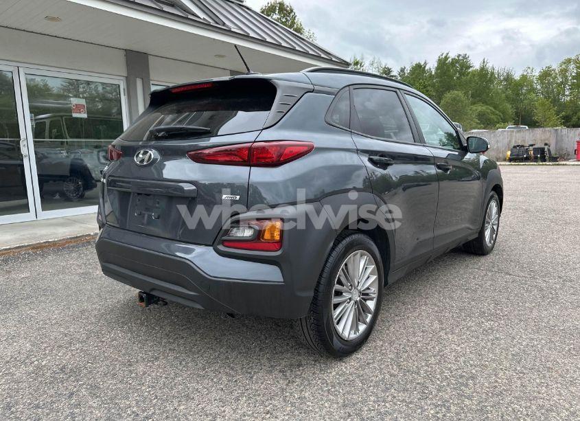 Photo 4 of 2018 Hyundai Kona SEL (VIN KM8K2CAA0JU148067)