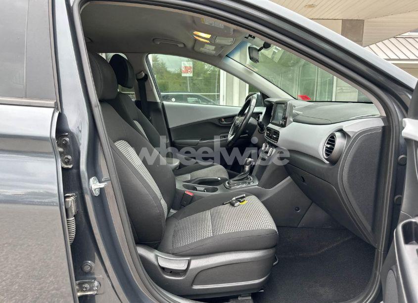 Photo 5 of 2018 Hyundai Kona SEL (VIN KM8K2CAA0JU148067)