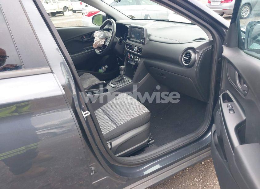 Photo 5 of 2019 Hyundai Kona SEL (VIN KM8K2CAA0KU368763)