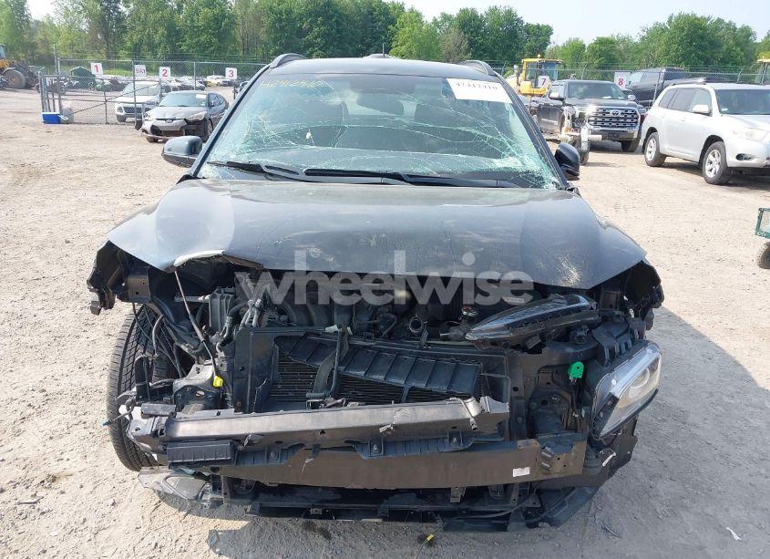 Photo 6 of 2018 Hyundai Kona SEL (VIN KM8K2CAA2JU083173)