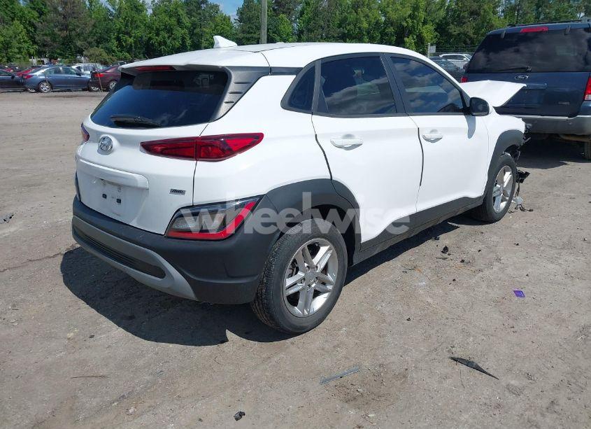 Photo 4 of 2022 Hyundai Kona SE (VIN KM8K2CAB1NU825562)