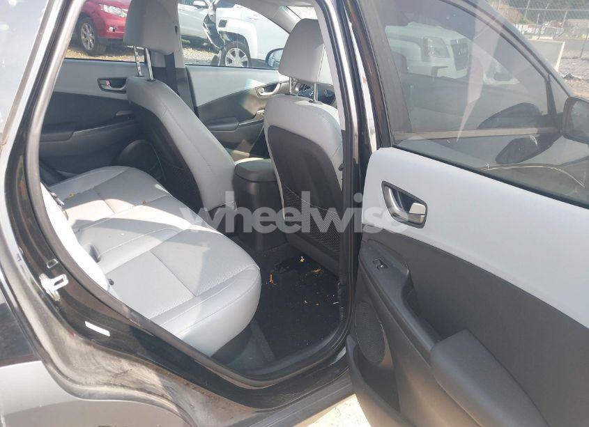 Photo 8 of 2018 Hyundai Kona LIMITED (VIN KM8K33A57JU064375)