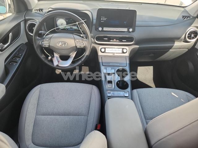 Photo 2 of 2023 HYUNDAI KONA SEL (VIN KM8K33AG3PU188962)