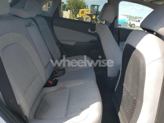 Photo 13 of 2023 HYUNDAI KONA SEL (VIN KM8K33AG8PU183708)
