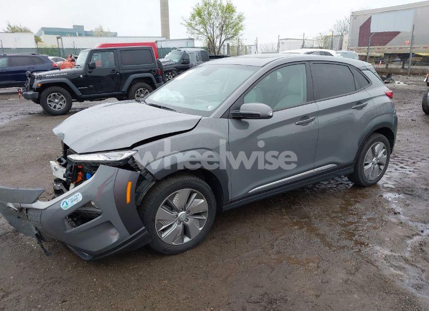 Photo 2 of 2021 Hyundai Kona ELECTRIC LIMITED (VIN KM8K33AG9MU121133)