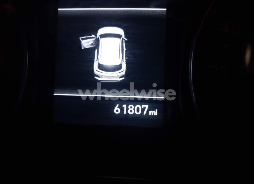 Photo 16 of 2018 Hyundai Kona LIMITED (VIN KM8K3CA55JU088433)