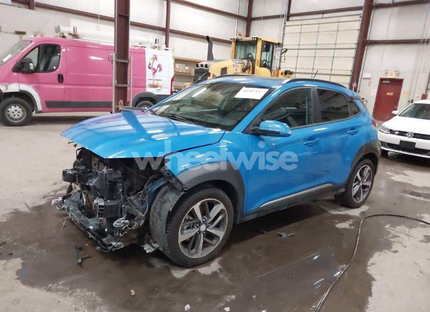 Photo 2 of 2018 Hyundai Kona LIMITED (VIN KM8K3CA55JU088433)