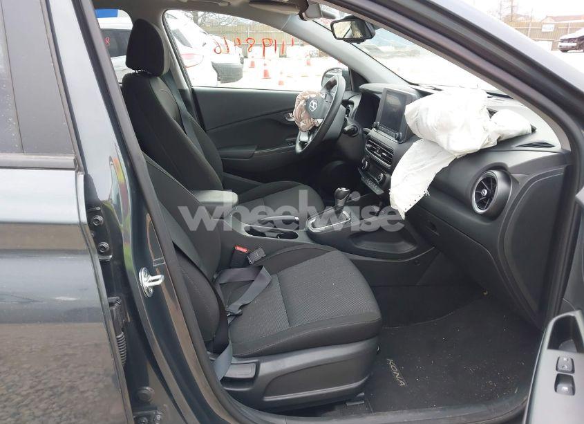 Photo 5 of 2022 Hyundai Kona SEL (VIN KM8K3CAB2NU830878)