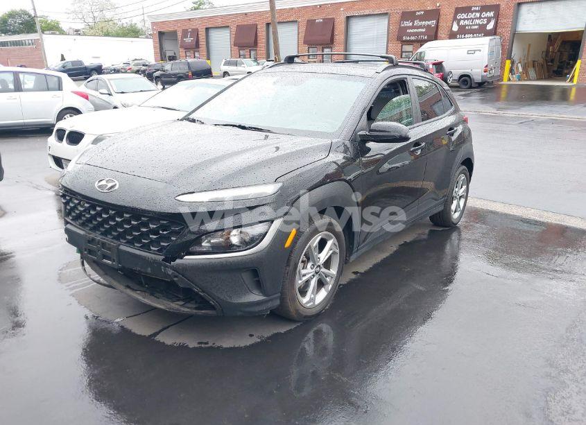 Photo 2 of 2023 Hyundai Kona SEL (VIN KM8K3CAB2PU949615)