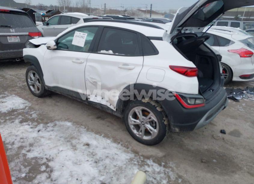 Photo 3 of 2022 Hyundai Kona SEL (VIN KM8K3CAB3NU786387)