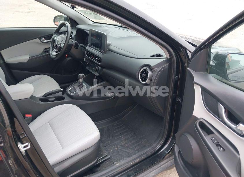 Photo 5 of 2022 Hyundai Kona SEL (VIN KM8K3CABXNU894036)