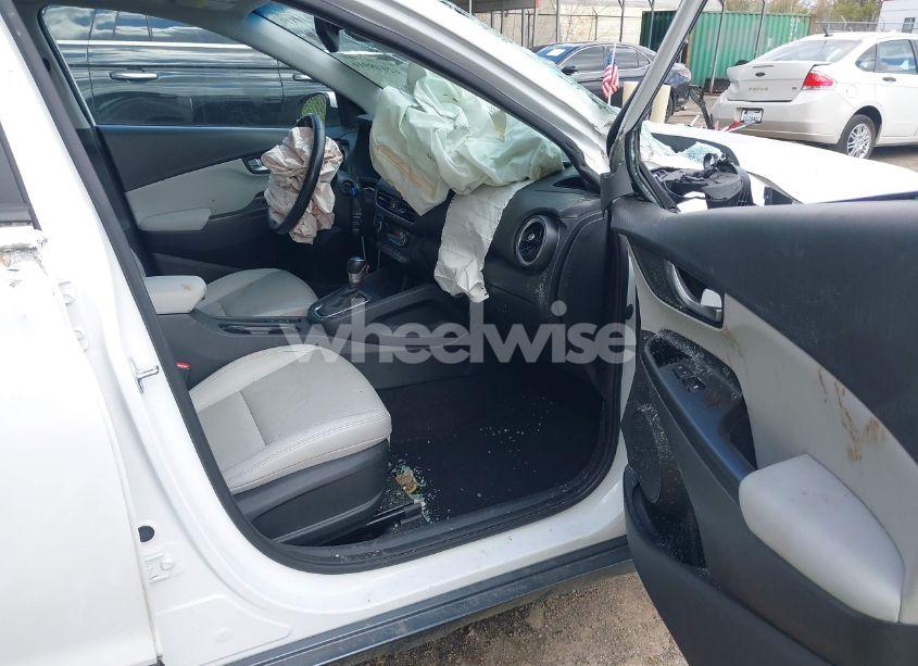 Photo 5 of 2022 Hyundai Kona LIMITED (VIN KM8K53A34NU804978)