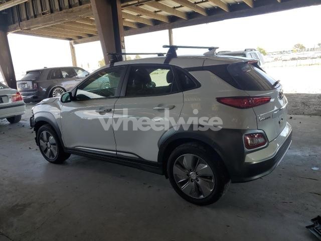 Photo 4 of 2020 HYUNDAI KONA ULTIMATE (VIN KM8K53AG2LU064511)