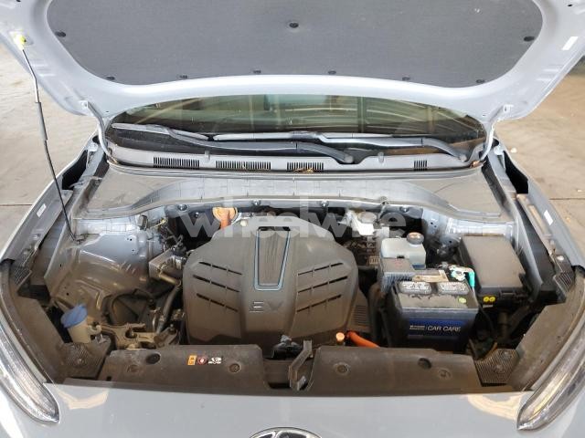 Photo 2 of 2022 HYUNDAI KONA LIMITED N/A (VIN KM8K53AG8NU157777)