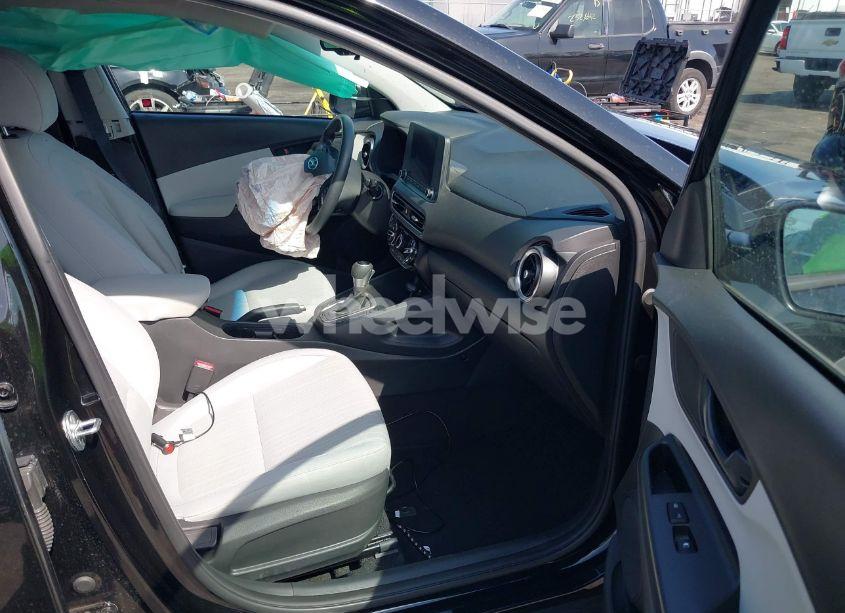 Photo 5 of 2022 Hyundai Kona SEL (VIN KM8K62AB1NU818769)