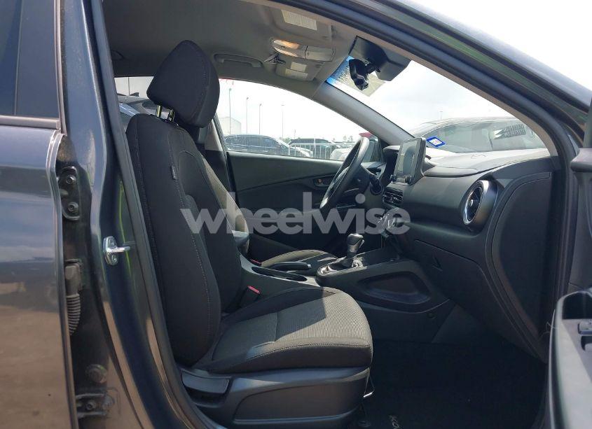 Photo 5 of 2022 Hyundai Kona SEL (VIN KM8K62AB4NU907624)