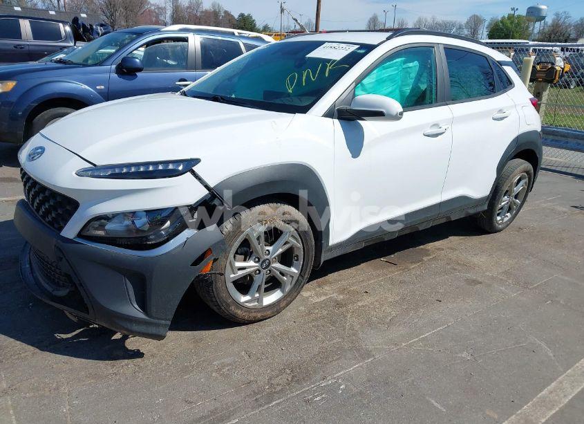 Photo 2 of 2022 Hyundai Kona SEL (VIN KM8K62AB5NU757636)