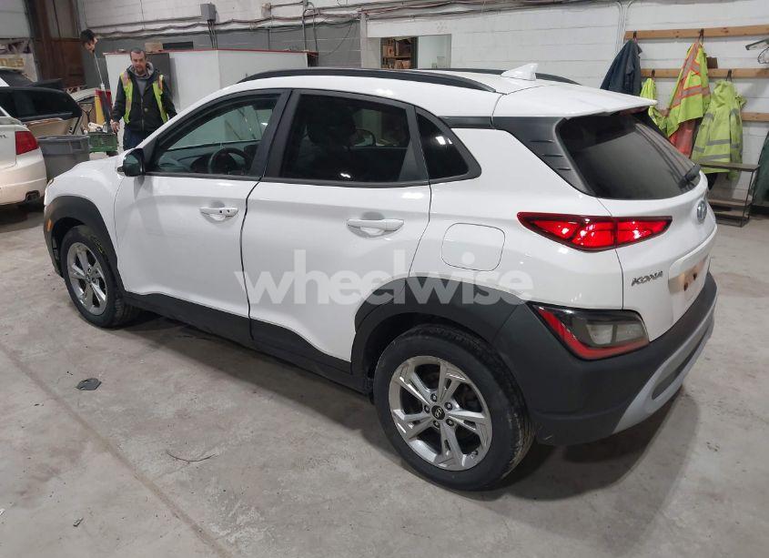 Photo 3 of 2022 Hyundai Kona SEL (VIN KM8K6CAB0NU761826)