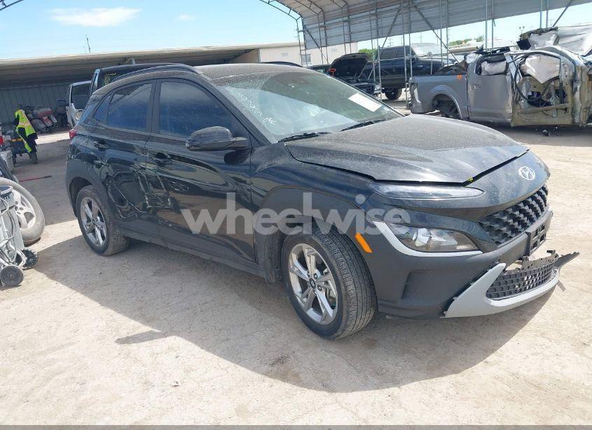 2022 Hyundai Kona SEL (VIN KM8K6CAB0NU892111) main photo